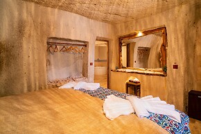 Cappadocia Inans Cave