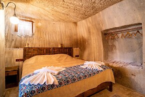 Cappadocia Inans Cave