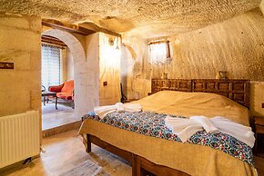 Cappadocia Inans Cave