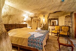 Cappadocia Inans Cave