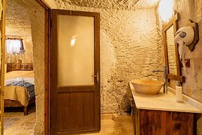 Cappadocia Inans Cave