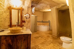Cappadocia Inans Cave