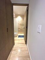 Modern Pool View New Condo Gym Jacuzzi
