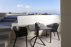 Mayu Suites