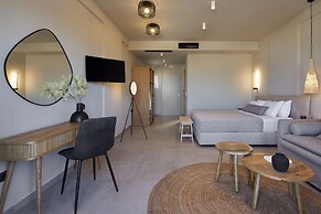 Mayu Suites