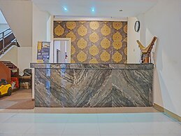 Collection O 91414 Hotel Marina Beach