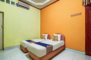 OYO 2690 Hotel Tampan