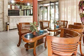 OYO 2690 Hotel Tampan