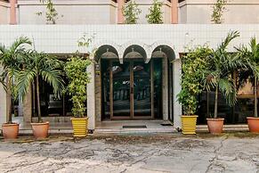 OYO 2690 Hotel Tampan