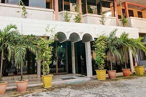 OYO 2690 Hotel Tampan