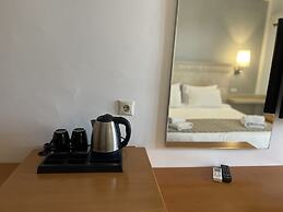 Glaros Beach Hotel