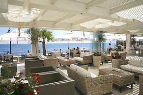 Glaros Beach Hotel