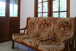 Charming 2-bed Apartment in Weligama