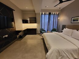 BELVEDERE SUITES
