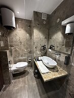 BELVEDERE SUITES