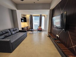 BELVEDERE SUITES