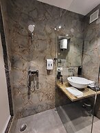 BELVEDERE SUITES
