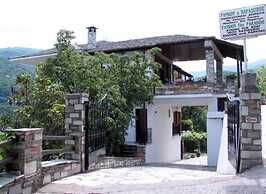 Paradeisos Double Room With Balcony 5