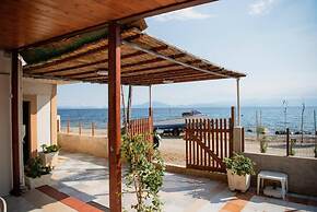 Karnagio Seafront in Agria