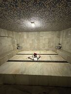Far Life Hotel