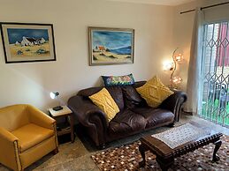 Mispa George - Self Catering Apartment - Sleeps 2