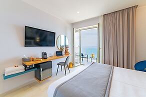 Naxos Marina Bay