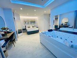 Naxos Marina Bay