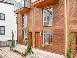 5 Harbour Yard