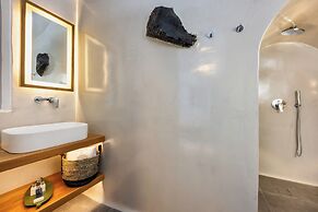 Eteoro Suites