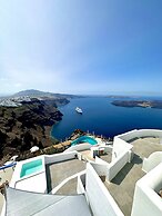 Eteoro Suites