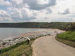 Honeysuckle Lodge