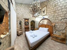 Nuriye Alacati