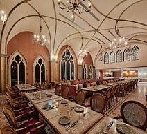 Grasse Grace Manor