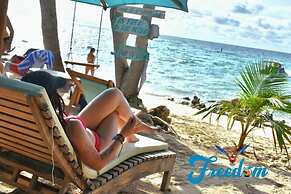 Freedom Beach Hotel
