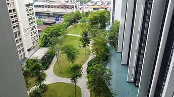 MCity Infinity pool KLCC