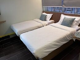 I-HOUSE