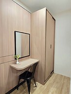 Joli Hotel
