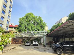 Joli Hotel