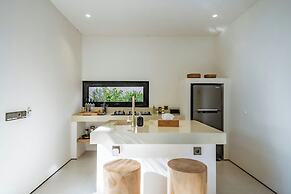 Sealuna Villas
