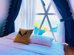 Flyup Resort