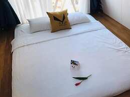 Flyup Resort
