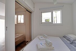 Vilamoura Golf Villa 1 by Homing