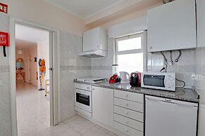Albufeira Concept With Pool by Homing