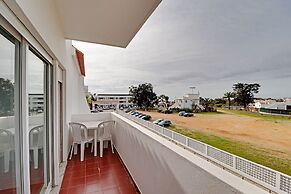 Albufeira Central 1 by Homing