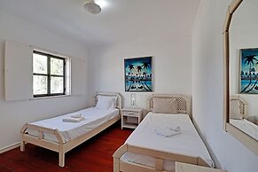 Vilamoura Central 1 by Homing