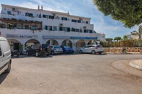 Faro Airport Flat 3 by Homing