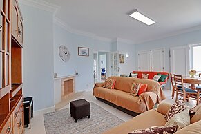 Vilamoura Main Avenue by Homing