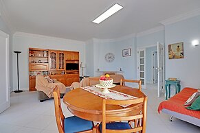Vilamoura Main Avenue by Homing