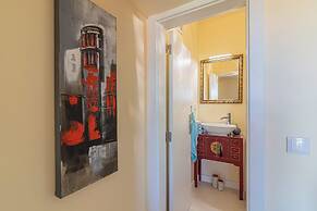 Faro Airport Flat 5 by Homing