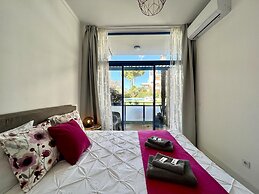 Vilamoura Prestige With Pool by Homiing